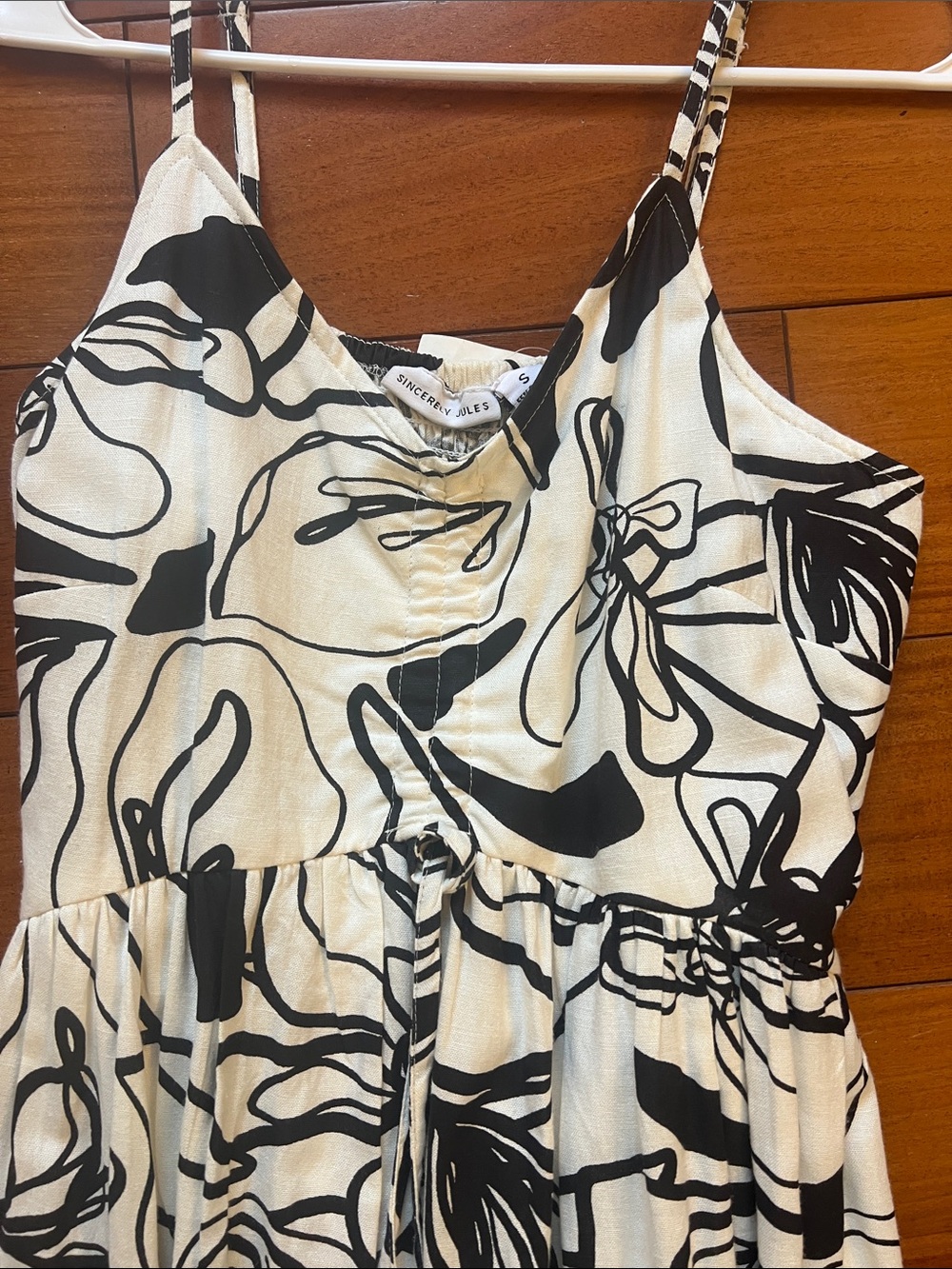 Sincerely Jules Black & White Floral Maxi Dress nwt - Picture 2 of 4